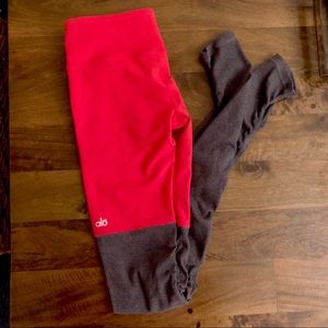 Red and gray Alo Goddess Leggings